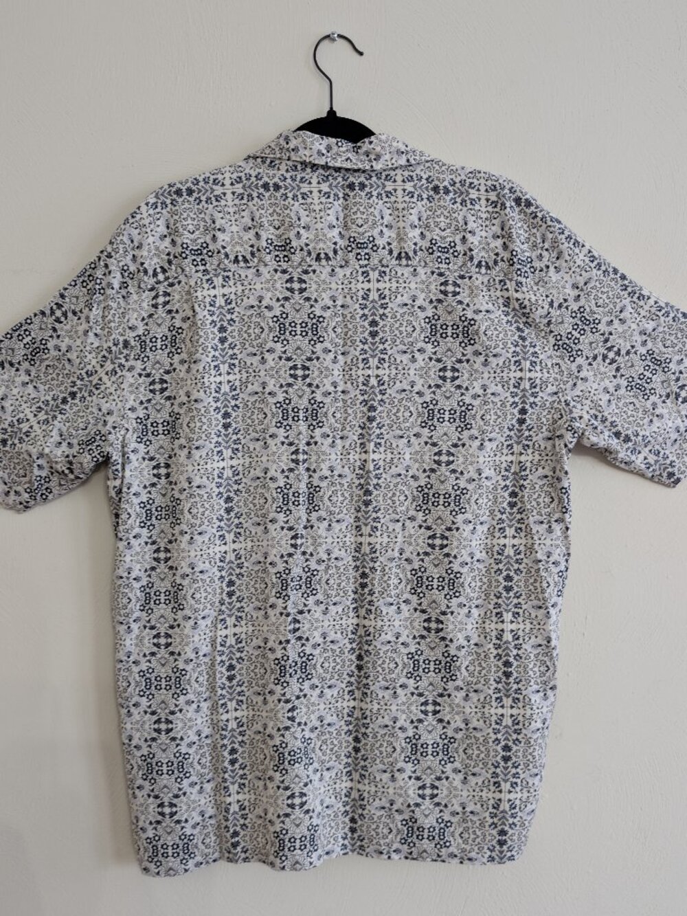 Vintage Silk 100% Silk XL Short Sleeve Button Down Shirt - Picture 4 of 4